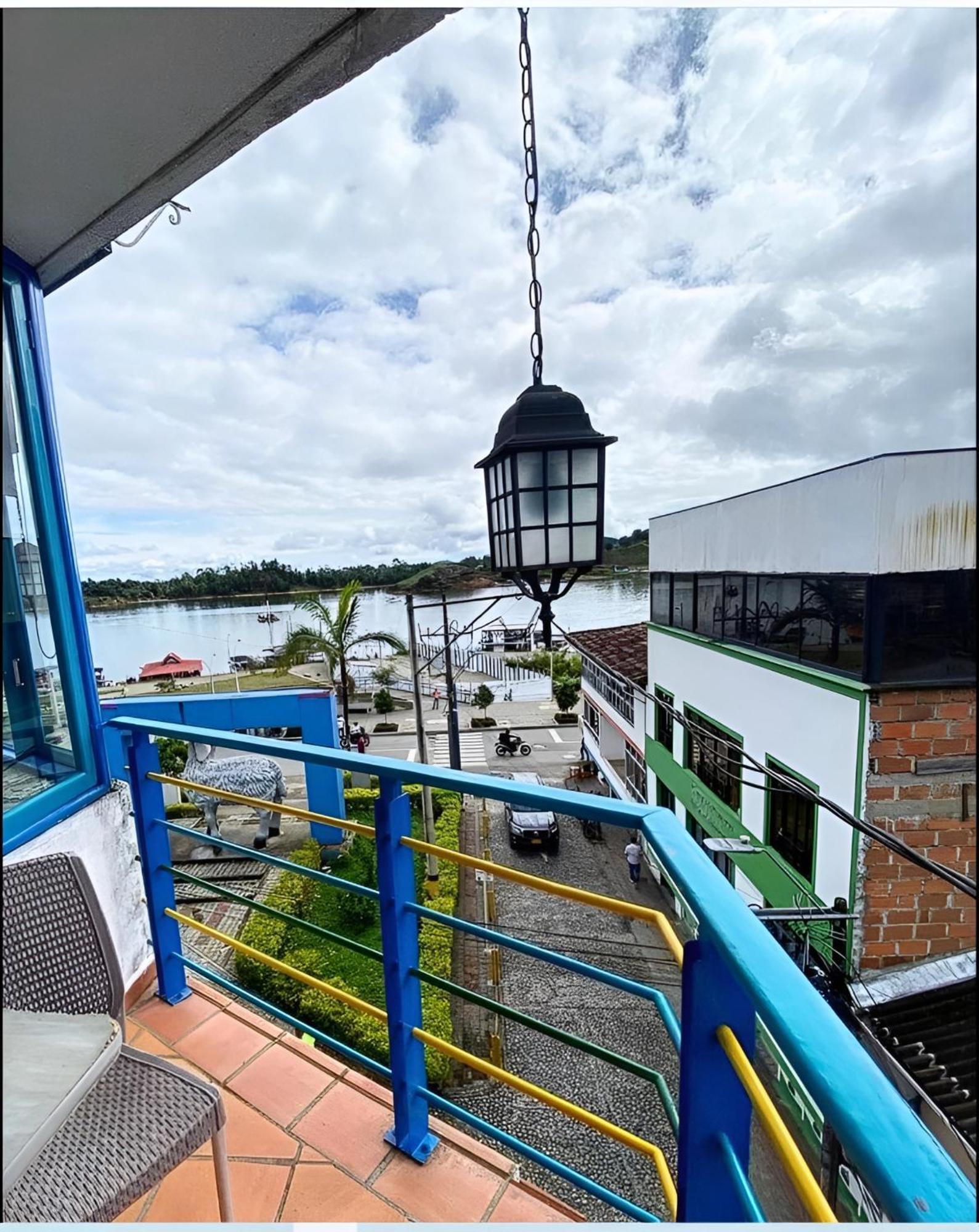 Hotel Guatatur Guatapé Exteriér fotografie