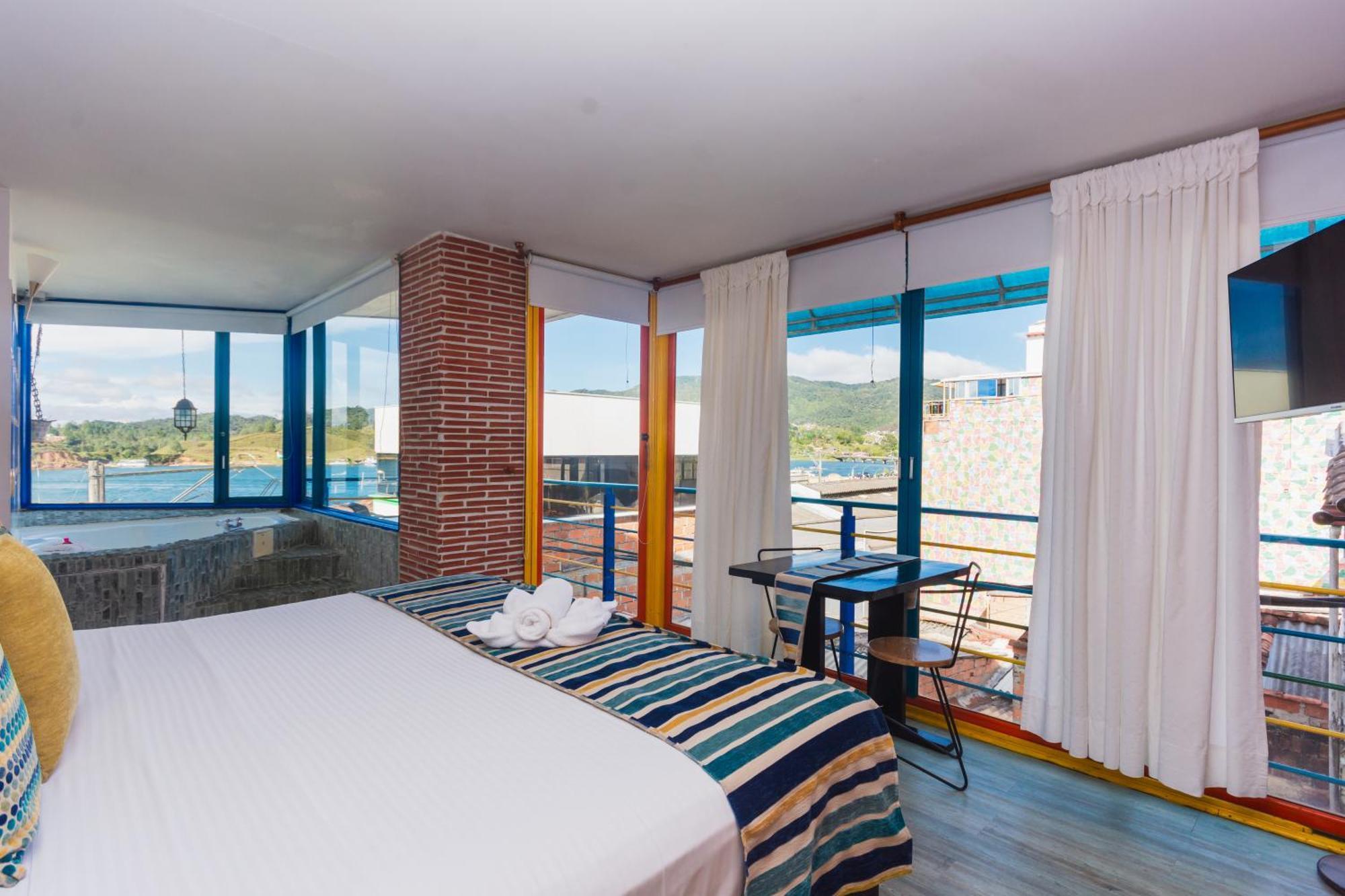 Hotel Guatatur Guatapé Exteriér fotografie